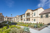 The Woods Senior Living in Riverside, CA - Foto de edificio - Building Photo