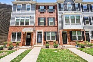 6222 Cleburne Ct in Charlotte, NC - Building Photo