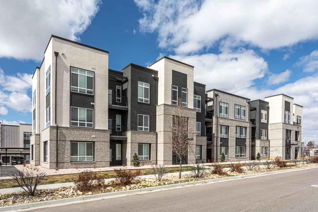 The Pointe at West Point in West Point, UT - Foto de edificio