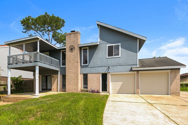 701 Tanglewood Dr