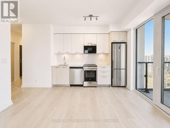 property at 75 James St S