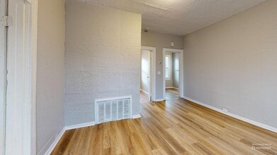 3344 Seymour Ave in Cleveland, OH - Foto de edificio - Building Photo