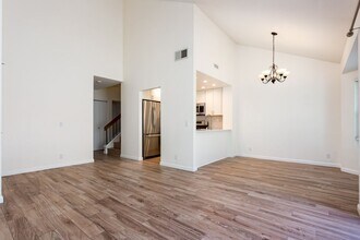 2028 Manzana Way in San Diego, CA - Building Photo - Building Photo