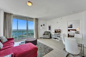2889 McFarlane Rd, Unit SI ID1503916P in Miami, FL - Building Photo - Building Photo