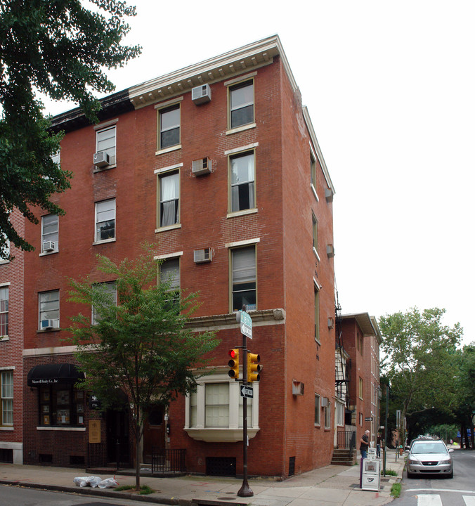 1738 Pine St in Philadelphia, PA - Building Photo