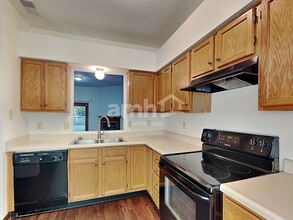 9940 Wellcroft Ln in Indianapolis, IN - Building Photo - Building Photo