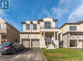 14 Donnybrook Ct in Brampton, ON - Building Photo