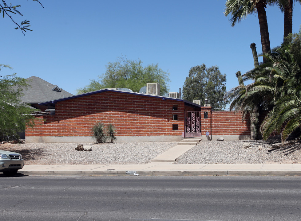 711 N 6th Ave in Tucson, AZ - Building Photo