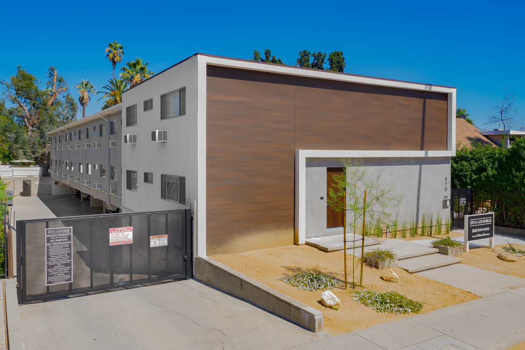 570 Los Robles in Pasadena, CA - Building Photo