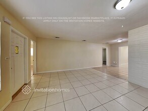 6980 SW 30th St in Miramar, FL - Foto de edificio - Building Photo