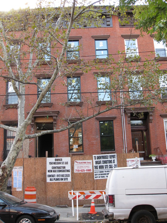 150 Nelson St in Brooklyn, NY - Foto de edificio