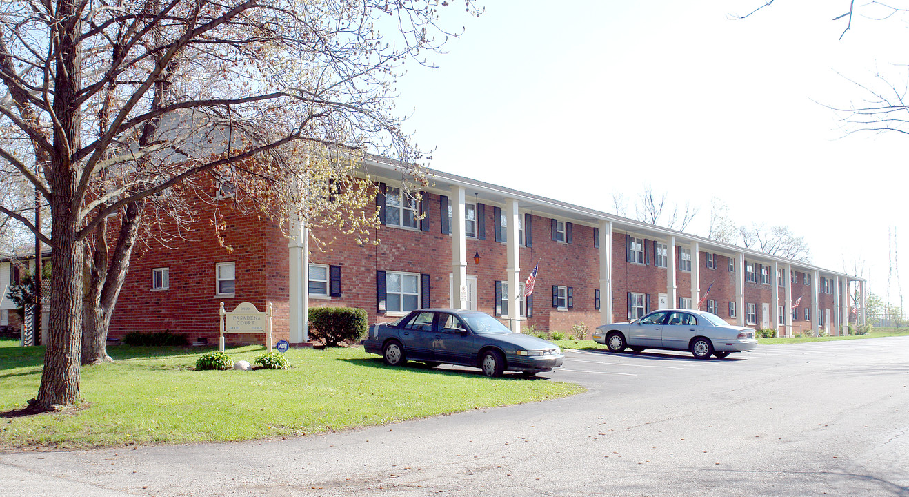 Pasadena Court Apartments in Indianapolis, IN - Building Photo