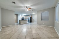 6203 Menor Crest Dr in Spring, TX - Foto de edificio - Building Photo