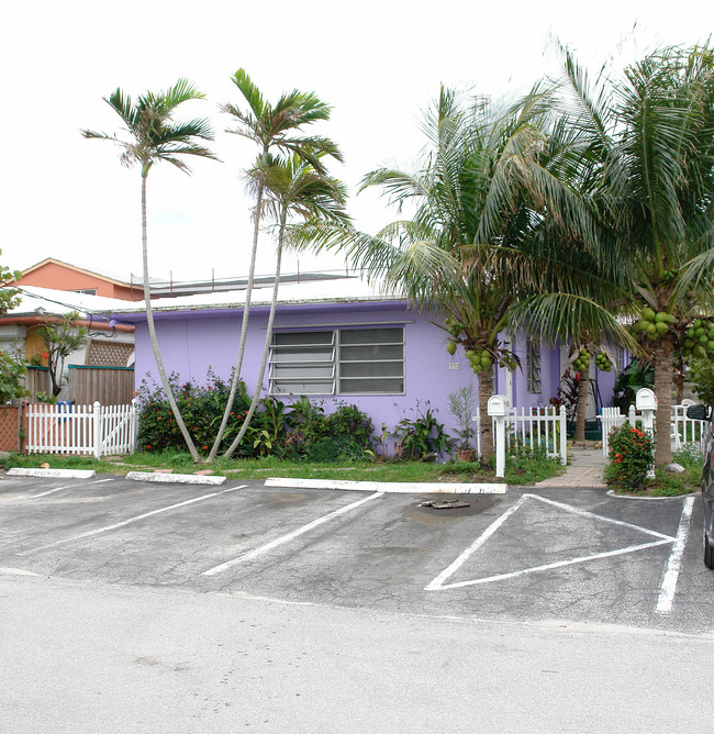 Hollywood Beach Duplex