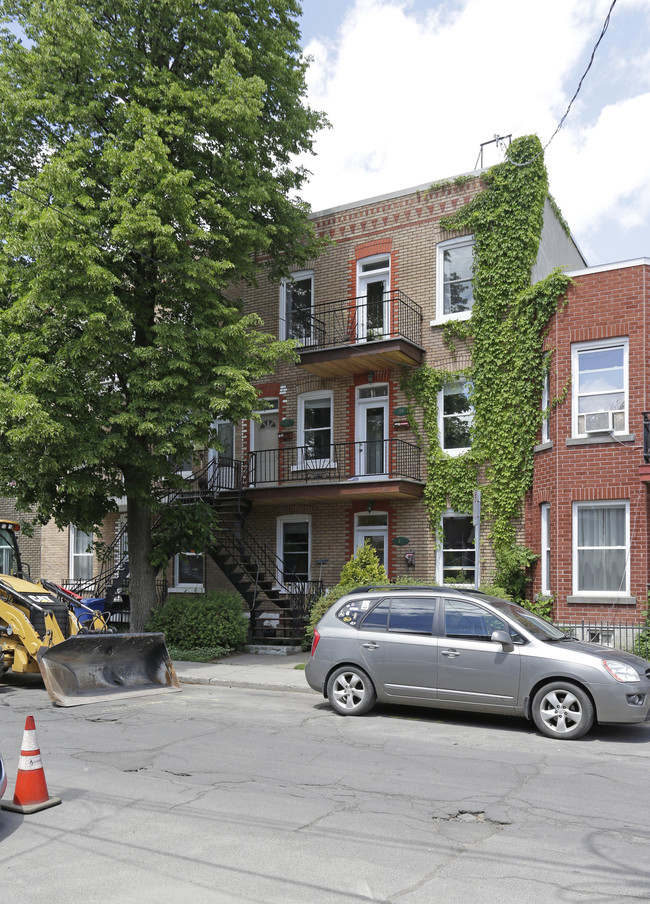 27 3e in Montréal, QC - Building Photo - Primary Photo