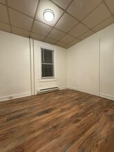 2030 Hanover Ave, Unit 1 in Allentown, PA - Foto de edificio - Building Photo