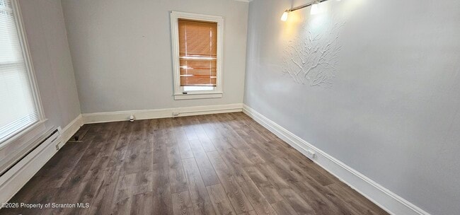 1319 Washburn St in Scranton, PA - Building Photo - Building Photo