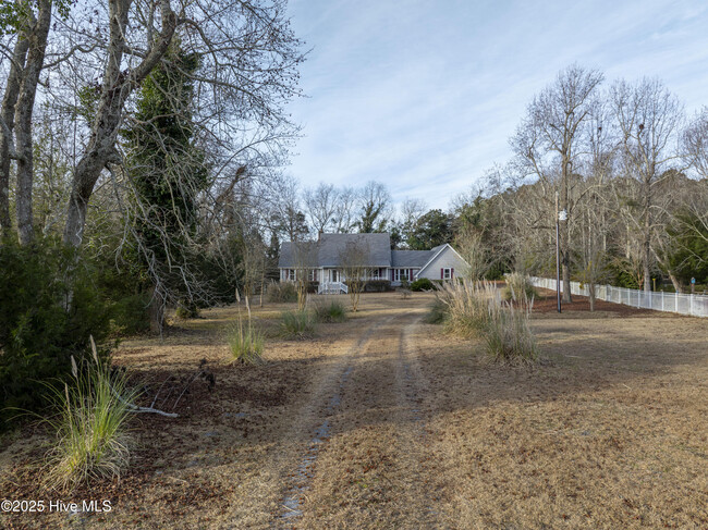 728 Tar Landing Rd in Holly Ridge, NC - Building Photo - Building Photo