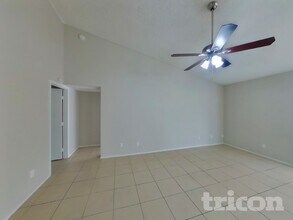 7631 W Cheryl Dr in Peoria, AZ - Building Photo - Building Photo