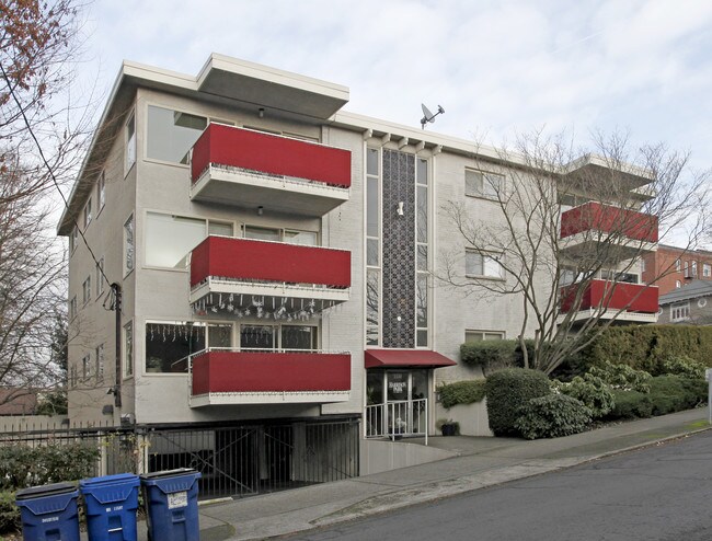 Cynthia Anne in Seattle, WA - Foto de edificio - Building Photo