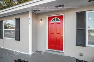 1040 Edgehill Ave in Spring Hill, FL - Building Photo - Building Photo