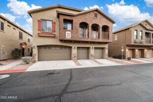 2250 E Deer Valley Dr in Phoenix, AZ - Building Photo