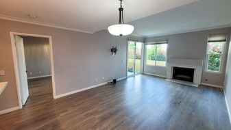 4512 Workman Mill Rd in Whittier, CA - Building Photo