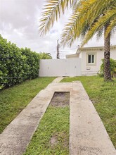 16932 NW 53rd Ct-Unit -0 in Miami Gardens, FL - Building Photo - Building Photo