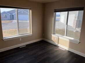 3285 Banff Ave in Billings, MT - Building Photo - Building Photo
