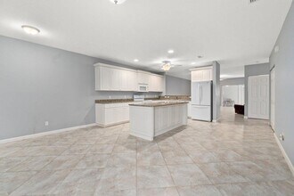 2087 SE Wild Meadow Cir in Port St. Lucie, FL - Building Photo - Building Photo