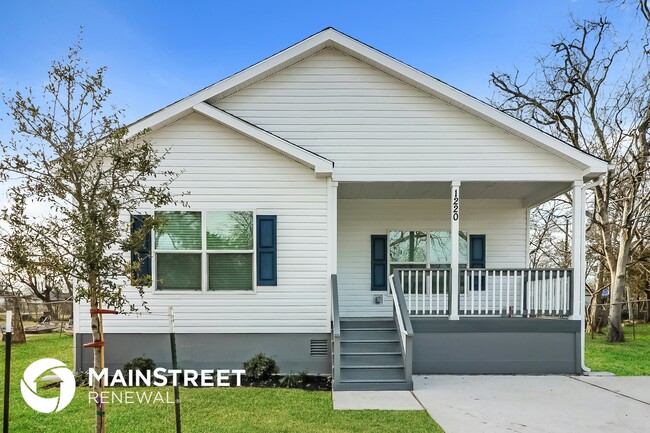 property at 1220 Elberta St