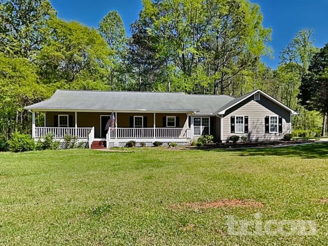 555 N Oakland Cir in Mcdonough, GA - Building Photo - Building Photo