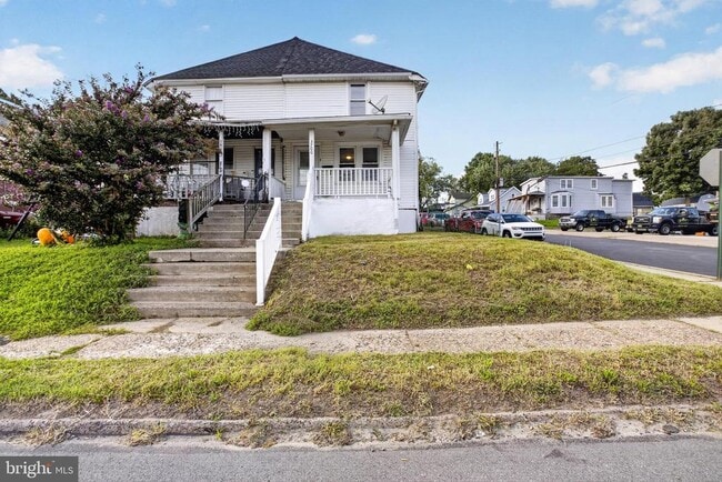 property at 3700 W 9th St