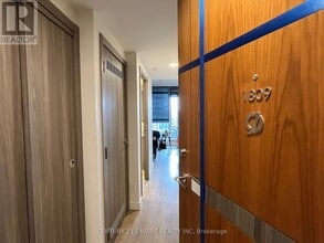 38-1838 Widmer St in Toronto, ON - Building Photo - Building Photo