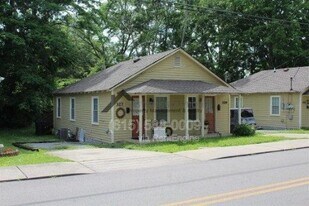 335 Granbury St in Franklin, TN - Building Photo