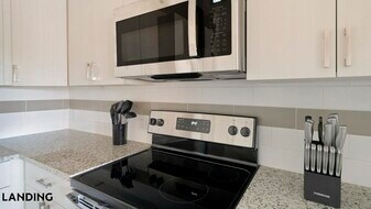 1800 Central Pine St, Unit 4308 in Montgomery, TX - Building Photo