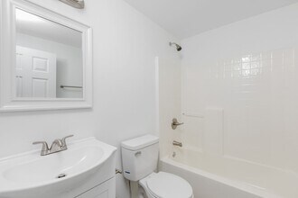 67 Hobson St in Portsmouth, VA - Building Photo - Building Photo