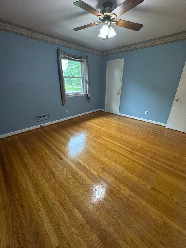 4305 Darbrook Rd in Louisville, KY - Building Photo - Building Photo