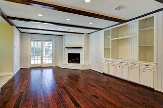 12214 Whittington Dr in Houston, TX - Building Photo - Building Photo