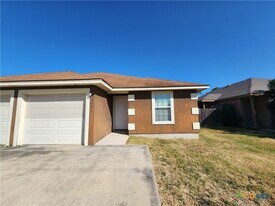 239 Rosalie Dr in New Braunfels, TX - Building Photo