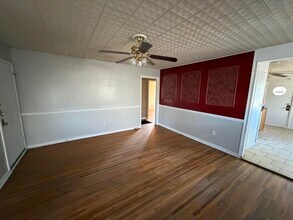 2315 32nd St in Lubbock, TX - Building Photo - Building Photo