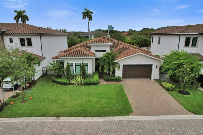 5663 Brookfield Cir W in Fort Lauderdale, FL - Foto de edificio - Building Photo