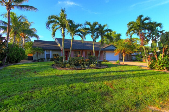 10690 Barn Rd in Wellington, FL - Building Photo - Building Photo