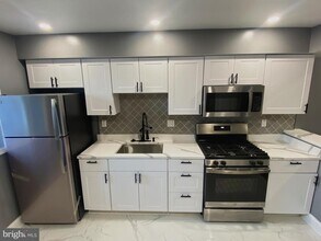 1604 Cliftview Ave in Baltimore, MD - Building Photo - Building Photo