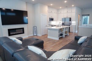 8851 Oakland Rd in San Antonio, TX - Building Photo - Building Photo