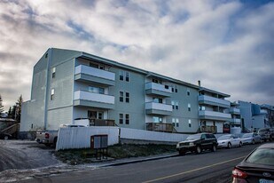 Rockridge Apartments in Yellowknife, NT - Building Photo