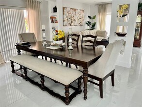 748 NW 135th Ct in Miami, FL - Building Photo - Building Photo