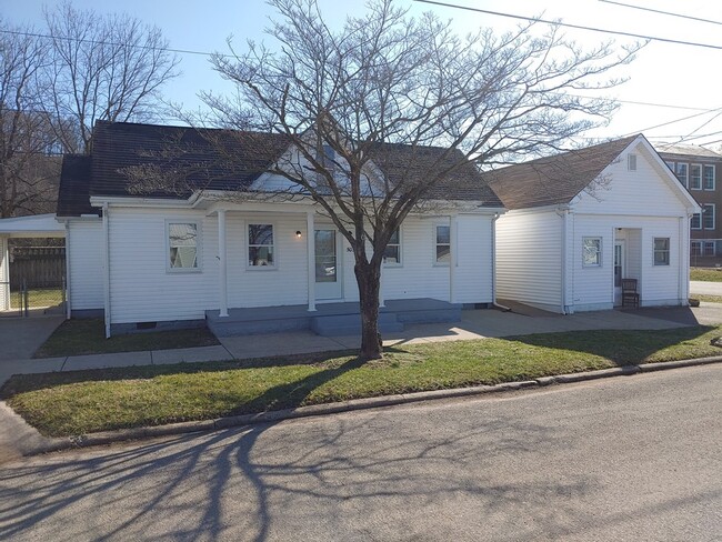 501 E 2nd St in Piketon, OH - Building Photo - Building Photo