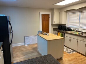 310 Echols St in Greenville, SC - Building Photo - Building Photo