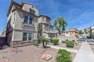 2218 N 77th Dr in Phoenix, AZ - Building Photo